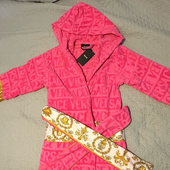 Versace Pink I ♡ BAROQUE BATHROBE (Medium)